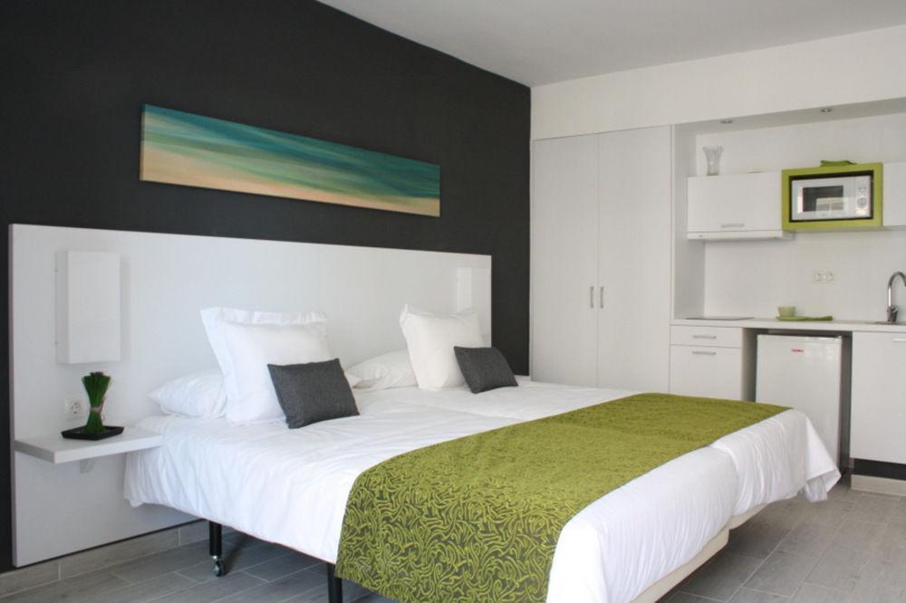 Kn Aparthotel Columbus Playa de las Americas  Exterior photo