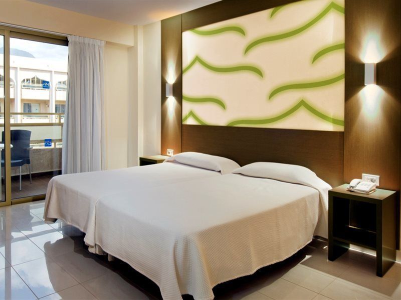 Kn Aparthotel Columbus Playa de las Americas  Exterior photo
