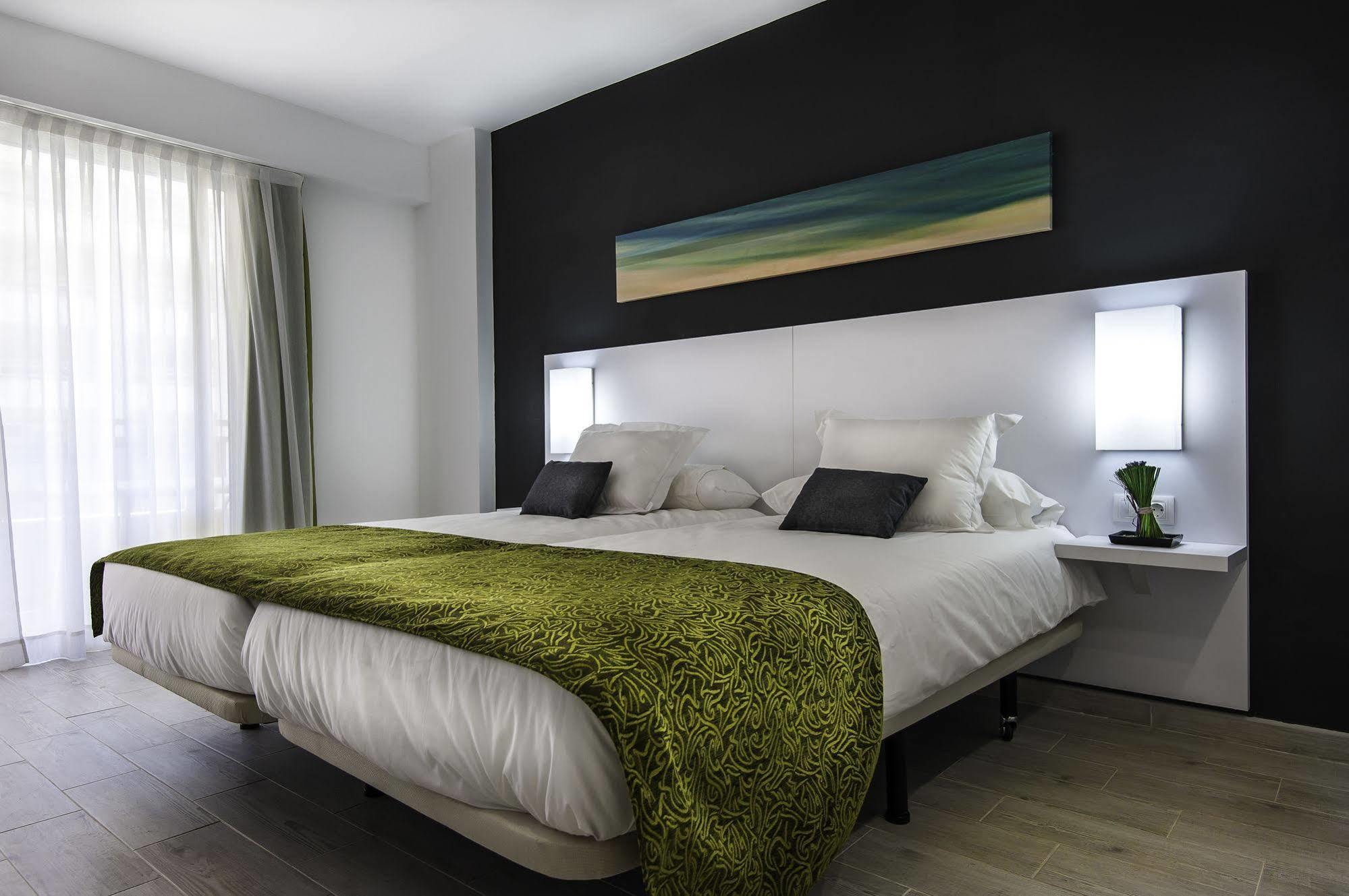 Kn Aparthotel Columbus Playa de las Americas  Exterior photo